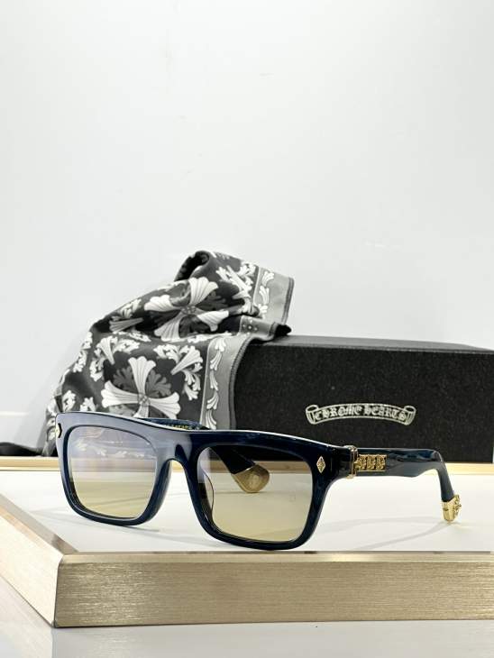 Picture of Chrome Hearts Sunglasses _SKUfw73239211fw